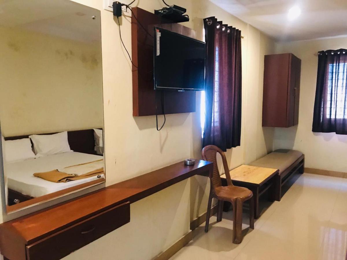 Staymaker Bright Palace Residency Shimoga Exterior photo